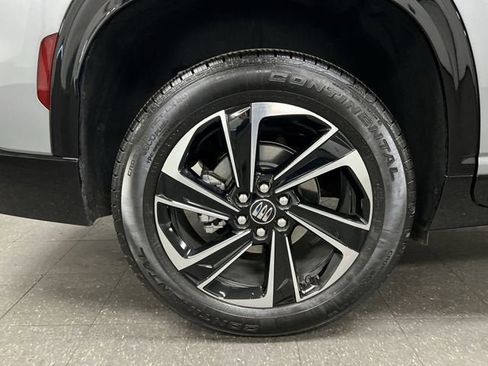 Certified 2026 Buick Enclave Sport Touring FWD image 33