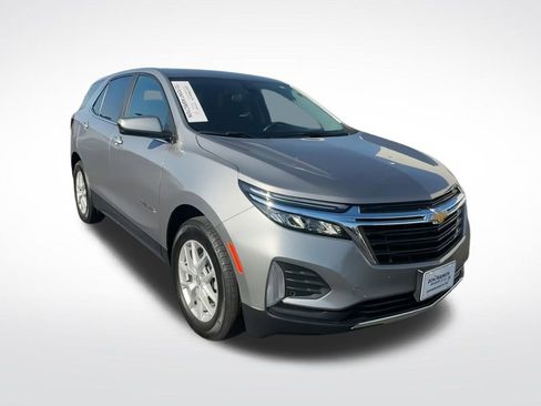 Used 2024 Chevrolet Equinox LT FWD image 3