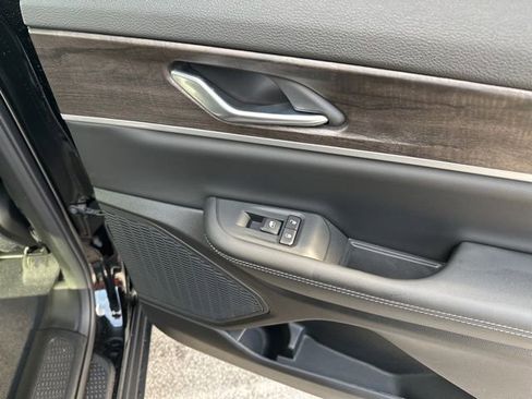 New 2026 Jeep Grand Cherokee L 4WD image 15