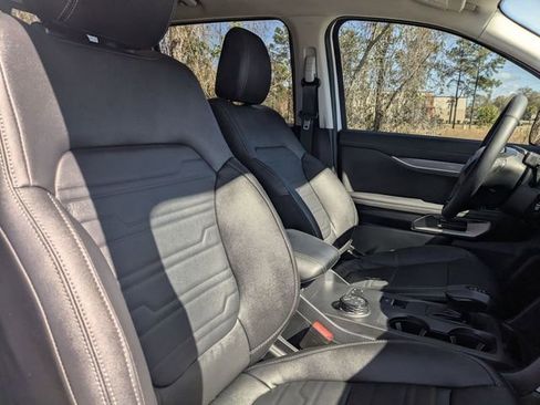 Used 2024 Ford Ranger Lariat w/ Trailer Tow Package image 34