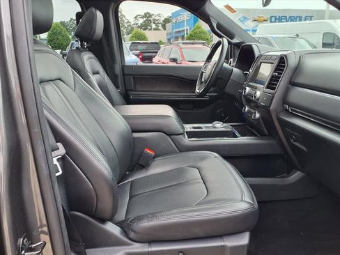 Used 2021 Ford Expedition Max Limited RWD image 18