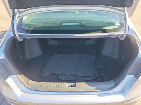 Used 2024 Honda Accord EX-L image 9