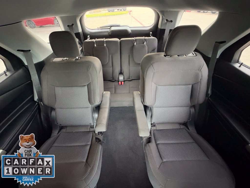 Used 2023 Ford Explorer XLT AWD/4WD image 22