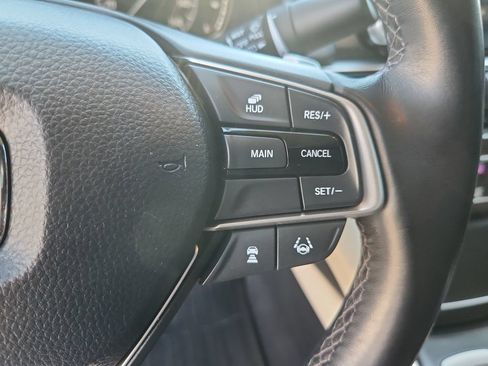 Used 2020 Honda Accord Touring image 22