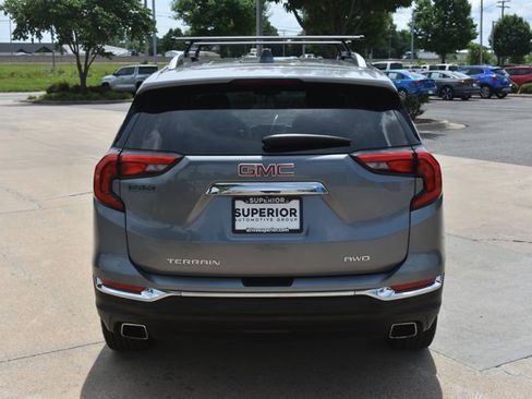 Used 2019 GMC Terrain SLT w/ Preferred Package AWD/4WD image 6