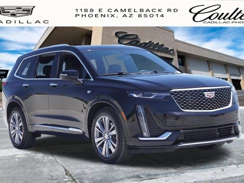Certified 2024 Cadillac XT6 Premium Luxury FWD image 4