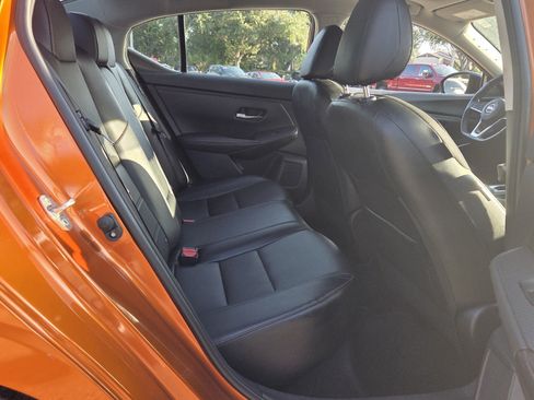 Used 2025 Nissan Sentra SR w/ SR Premium Package FWD image 22