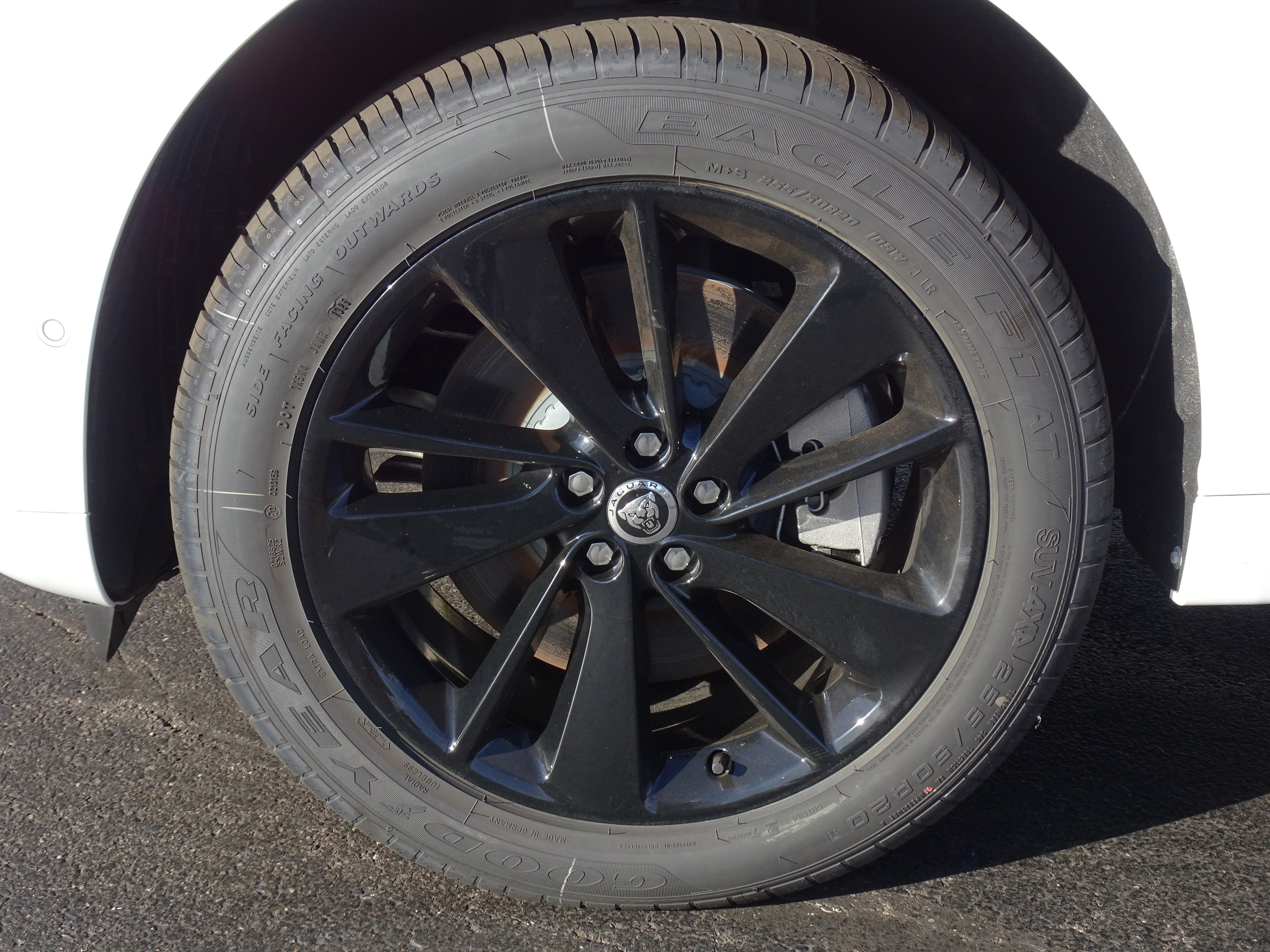 New 2026 Jaguar F-PACE R-Dynamic S AWD/4WD image 32