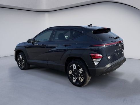 Used 2025 Hyundai Kona SEL AWD/4WD image 3