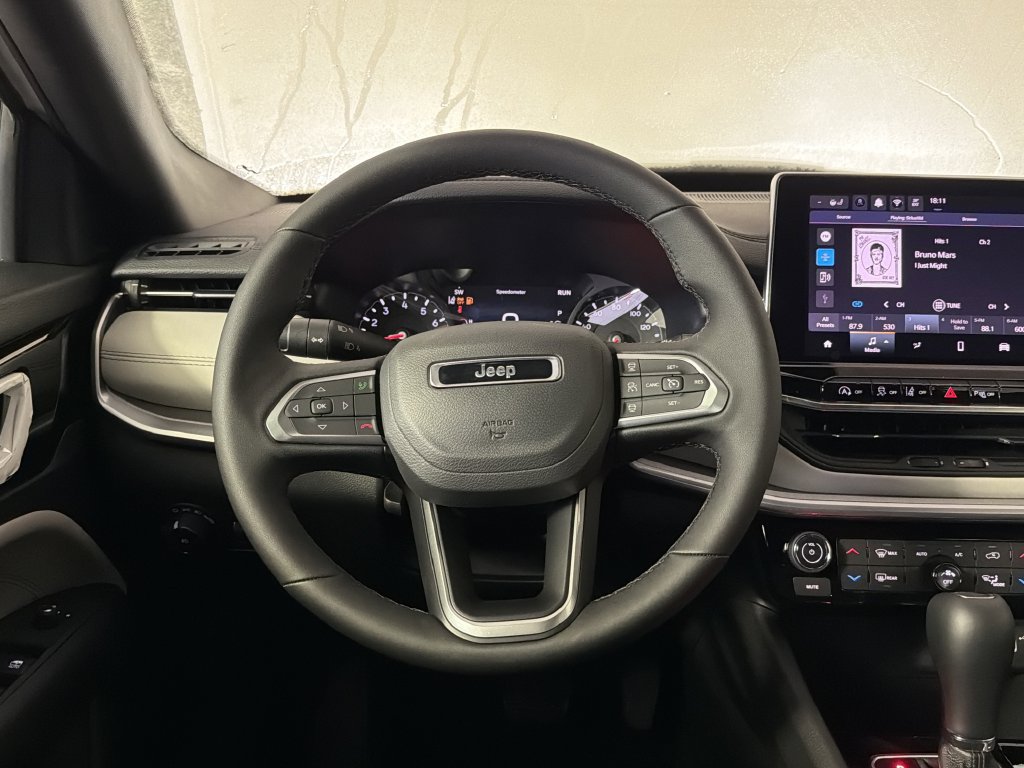 New 2025 Jeep Compass Limited AWD/4WD image 29
