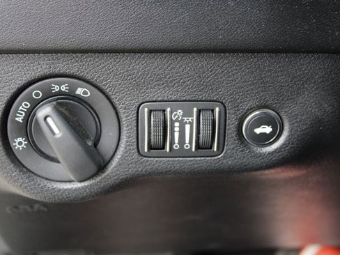 Used 2020 Dodge Charger Scat Pack RWD image 28