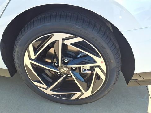 New 2026 Hyundai Sonata SEL image 18