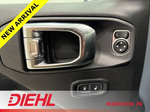 Certified 2026 Jeep Wrangler Willys image 19