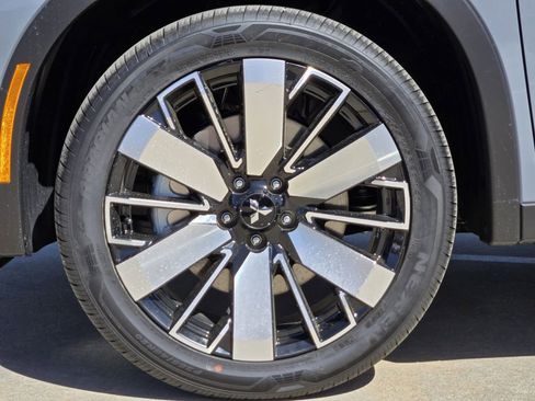 New 2026 Mitsubishi Outlander SE image 9