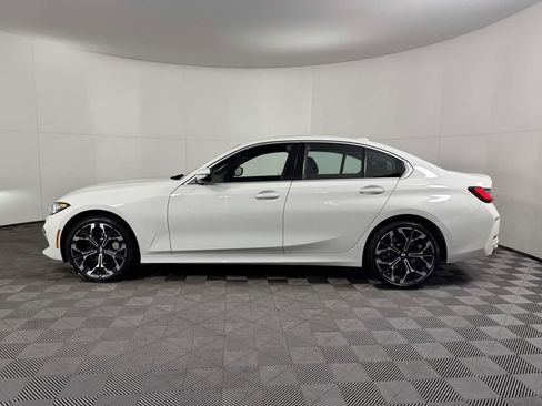 Used 2025 BMW 330i xDrive 330i xDrive w/ Convenience Package image 11