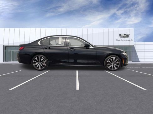 Used 2025 BMW 330i xDrive Sedan AWD/4WD image 9