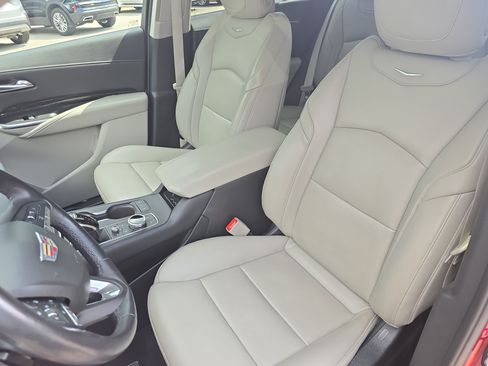 Used 2020 Cadillac XT4 Premium Luxury FWD image 15