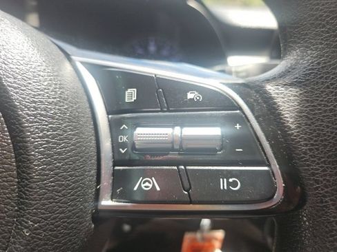 Used 2022 Kia Forte LXS FWD image 14