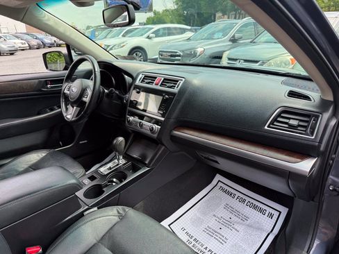 Used 2016 Subaru Outback 2.5i Limited AWD/4WD image 37