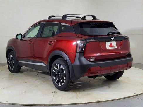 New 2026 Nissan Kicks SV w/ Cold Weather Package image 5