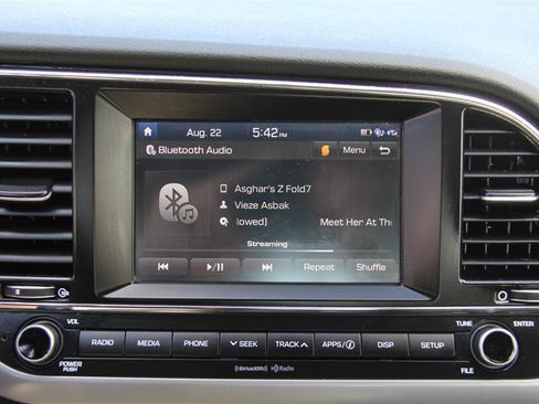 Used 2018 Hyundai Elantra SEL FWD image 27
