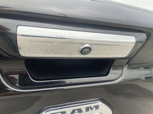 Used 2020 RAM 1500 Laramie image 12