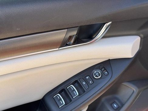 Used 2021 Honda Accord LX image 18