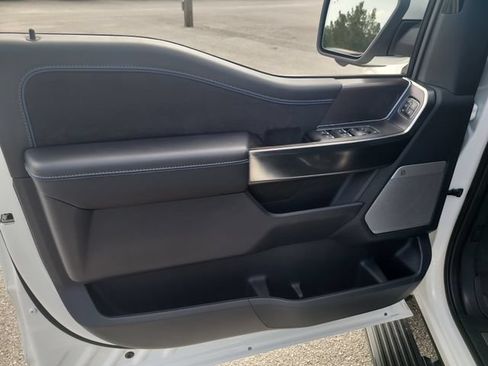 Used 2024 Ford F150 Platinum w/ FX4 Off-Road Package AWD/4WD image 16