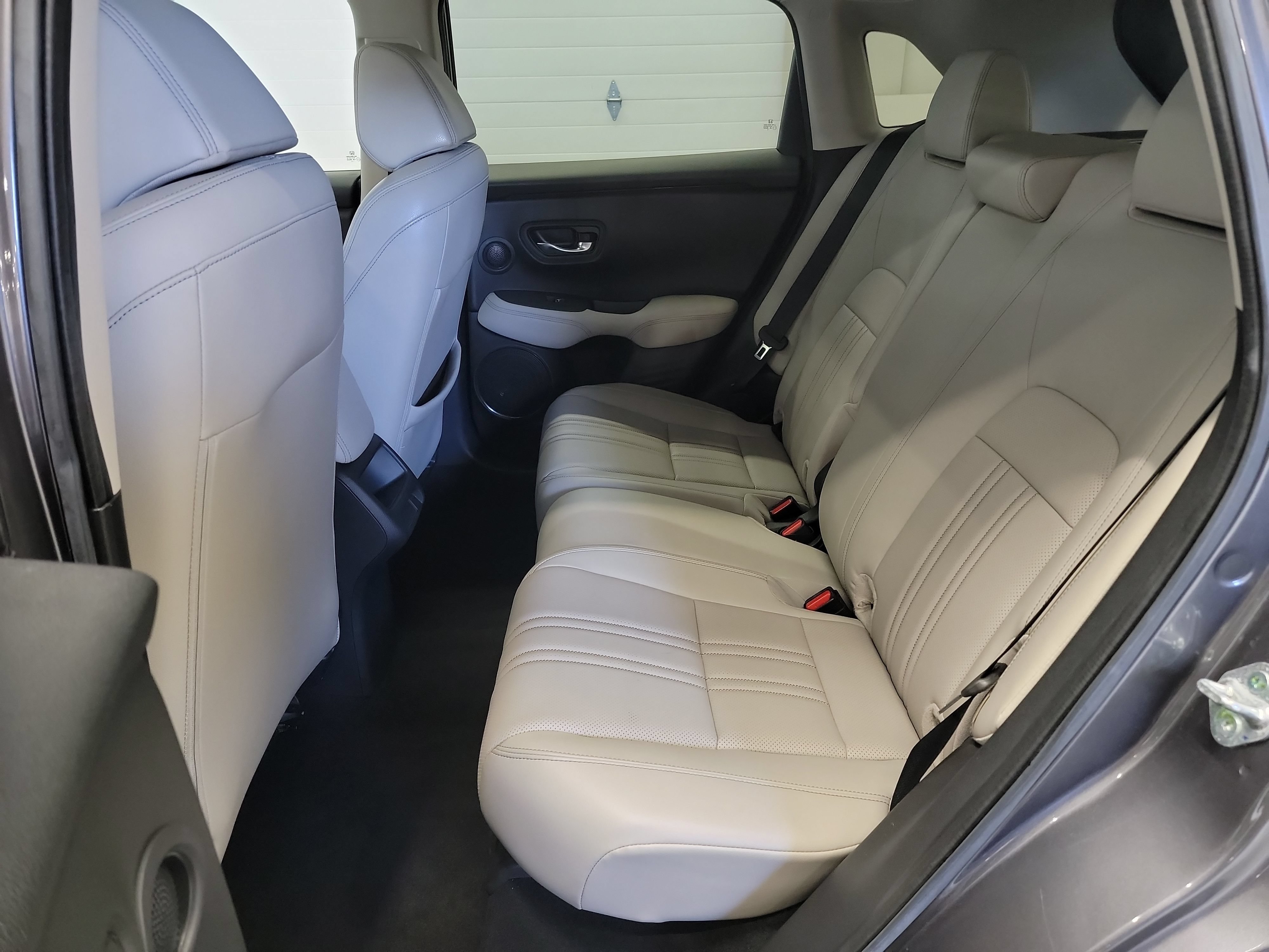 Used 2023 Honda HR-V EX-L image 28