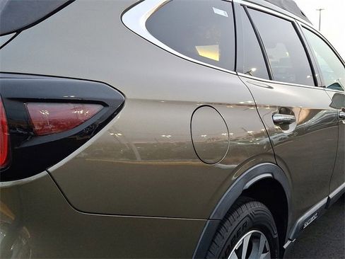 Used 2020 Subaru Outback Touring XT image 8