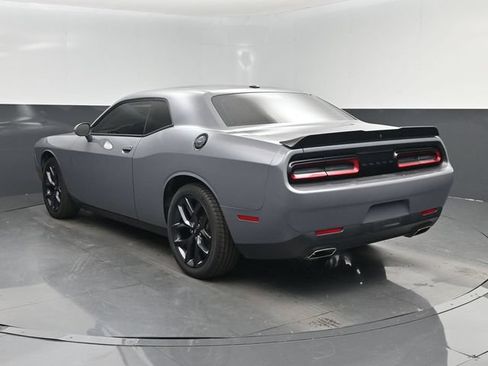 Used 2022 Dodge Challenger SXT w/ Blacktop Package RWD image 4