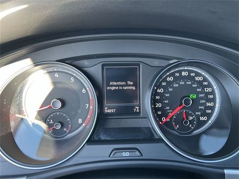 Used 2021 Volkswagen Atlas Cross Sport SE image 10