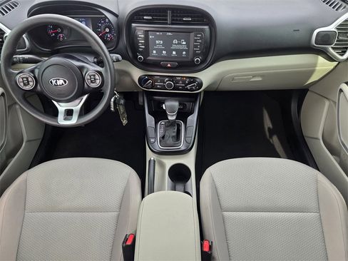 Used 2021 Kia Soul LX image 23