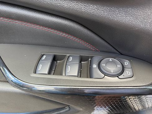 Used 2025 Chevrolet Trax RS w/ Driver Confidence Package FWD image 15