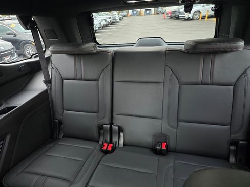 Used 2021 Chevrolet Tahoe RST w/ Luxury Package image 19