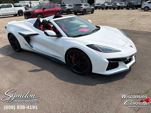Used 2026 Chevrolet Corvette E-Ray w/ Stealth Interior Trim Package AWD/4WD image 2