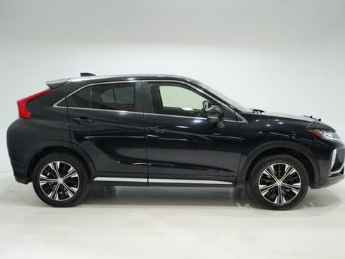 Used 2018 Mitsubishi Eclipse Cross SE image 8