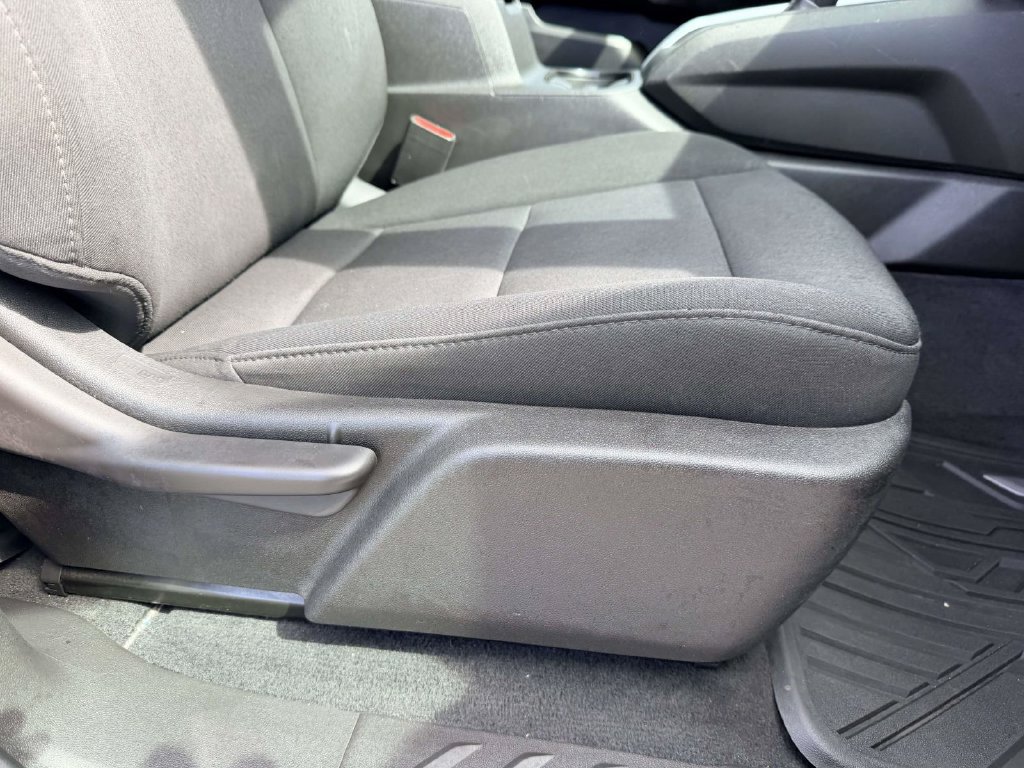 Used 2023 Chevrolet Colorado W/T w/ WT Convenience Package II AWD/4WD image 8