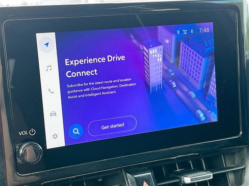 Used 2024 Toyota Corolla Cross XLE image 13