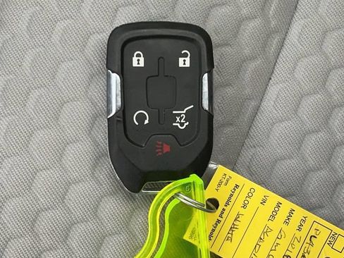 Used 2018 GMC Acadia SLE FWD image 32