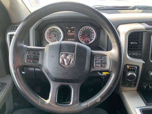 Used 2014 RAM 1500 Classic SLT w/ Remote Start & Security Group image 9