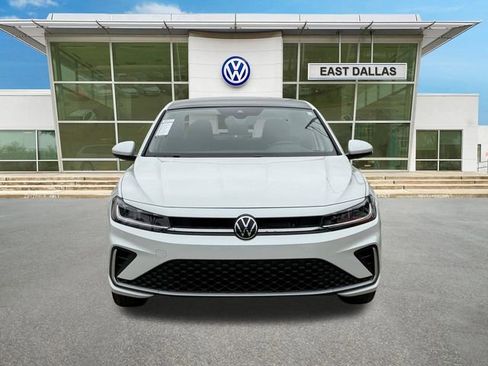 New 2026 Volkswagen Jetta SE FWD image 9