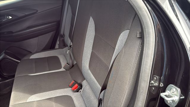 Used 2025 Chevrolet TrailBlazer LT AWD/4WD image 24