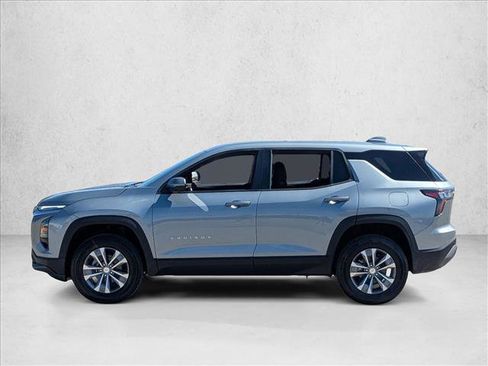 New 2026 Chevrolet Equinox LT w/ Safety and Technology Package FWD image 8