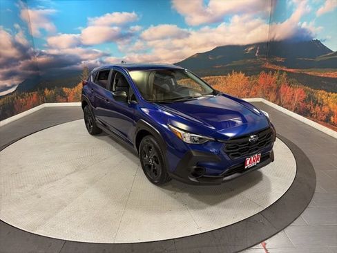 Used 2024 Subaru Crosstrek 2.0i AWD/4WD image 2