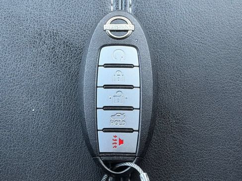 Used 2025 Nissan Altima 2.5 SV FWD image 21
