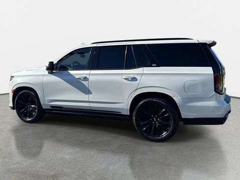 Certified 2022 Cadillac Escalade Sport Platinum AWD/4WD image 3