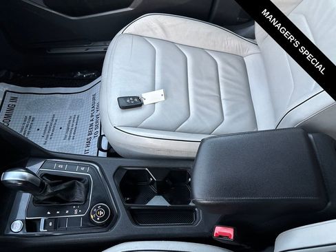 Used 2020 Volkswagen Tiguan SEL Premium R-Line image 27