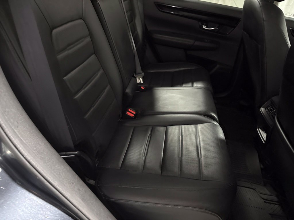Used 2025 Honda CR-V EX-L image 11