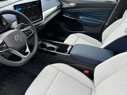New 2025 Volkswagen ID.4 Pro S Plus image 8